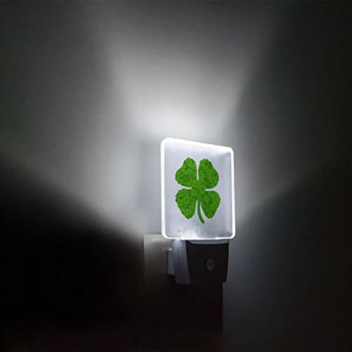 Çocuklar için gece Lambası Duvara takın LED Lamba Alacakaranlıktan Şafağa Sensör, Aziz Patrick Günü Şanslı Yonca Bebek Gece Lambası
